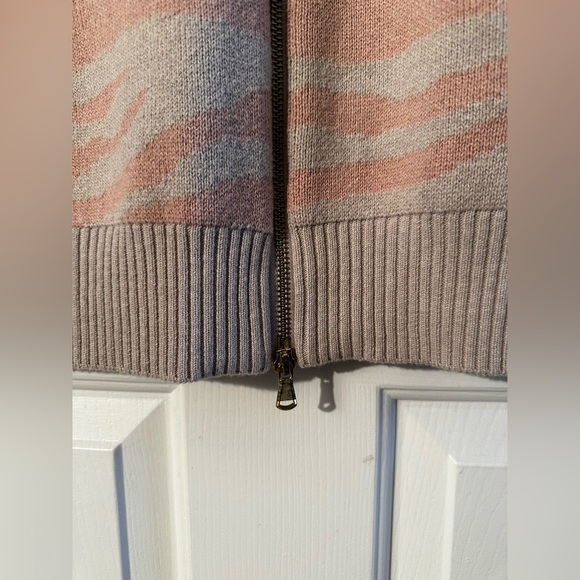 VARLEY Anthropologie Mayberry XS Full Zip Blush Zebra Animal Print MERINO WOOL - Picture 7 of 16